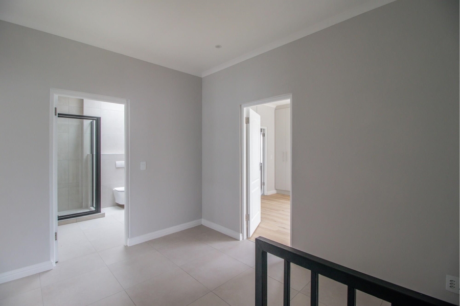 3 Bedroom Property for Sale in Sandown Western Cape